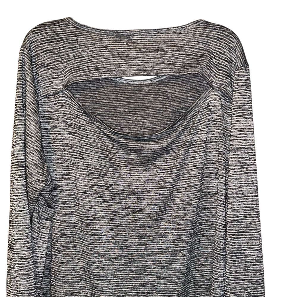 Athleta Gray Space-Dye Long Sleeve Open Back Workout Top Size XL - Picture 5 of 10